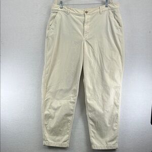 L.L. Bean Women’s Chino’s Sz 18W Cream 97% Cotton 3% Spandex EUC
